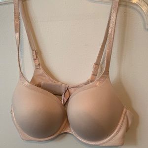 Victoria Secret Body by Victoria Perfect Shape Bra